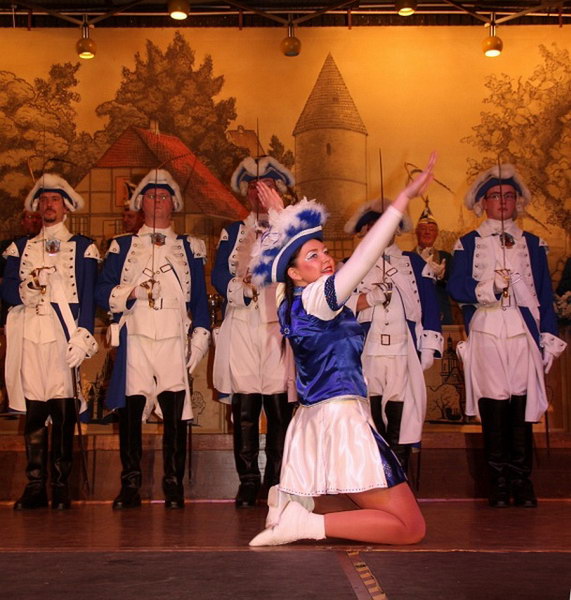 Blau-Weiss   027.jpg